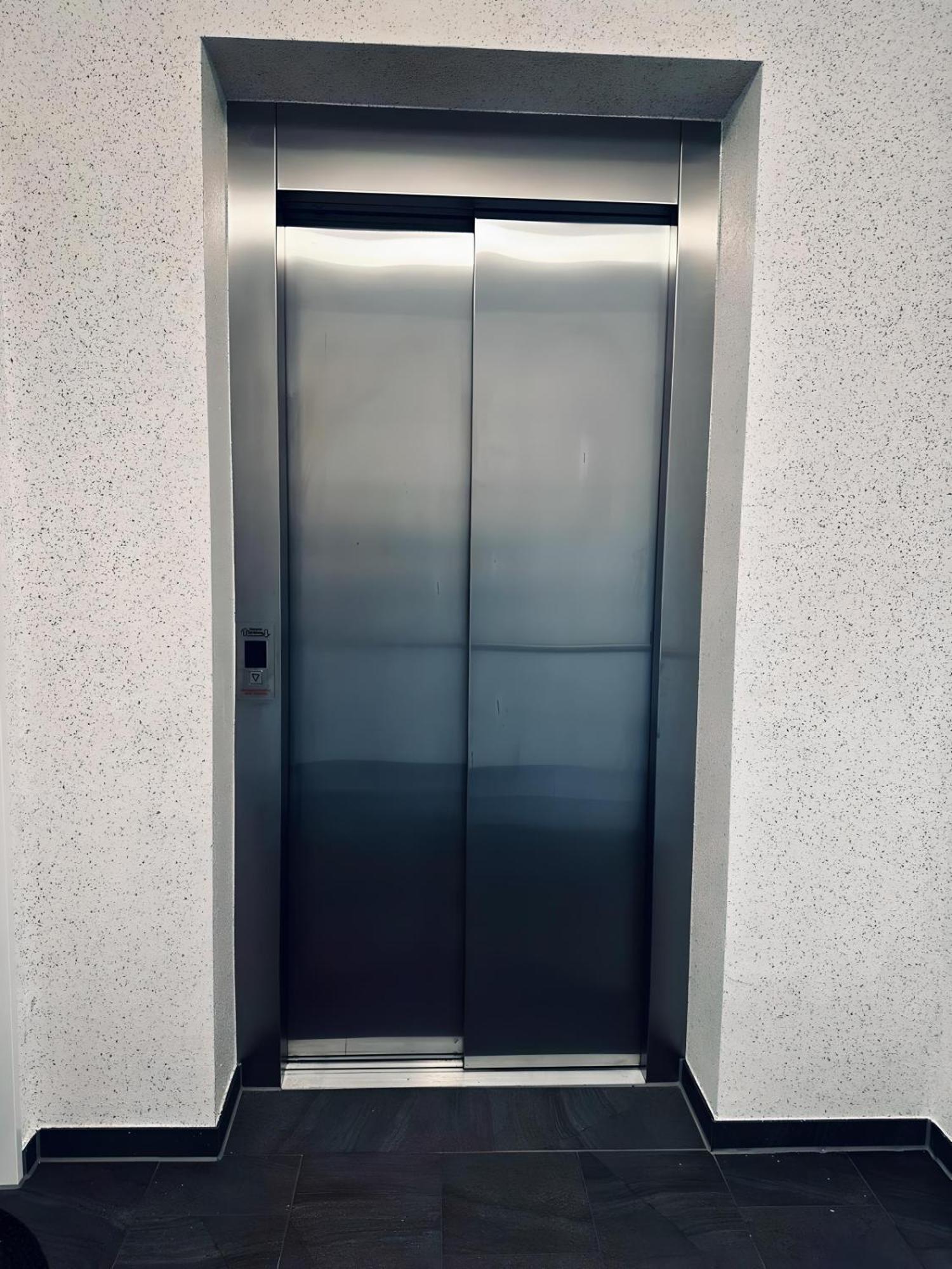 Fewo Am Povelturm - Mit Aufzug Und Grosser Loggia Nordhorn Eksteriør bilde